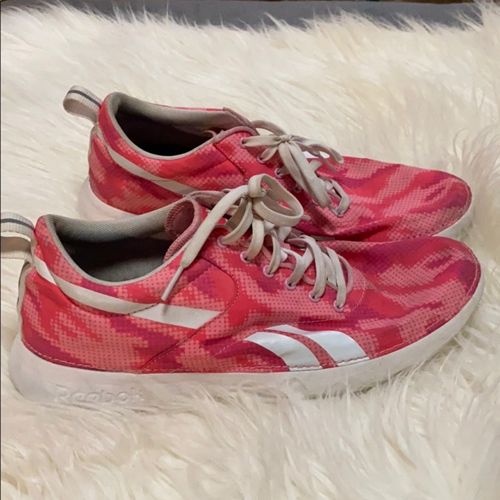 Running shoes
